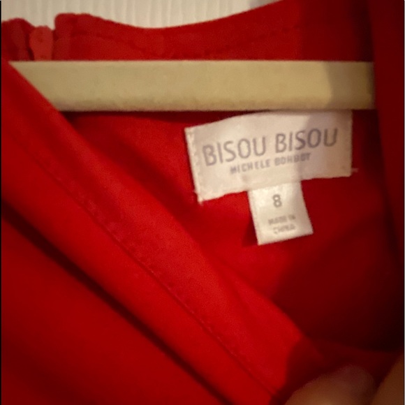 Red fitted cocktail dress - Picture 3 of 3